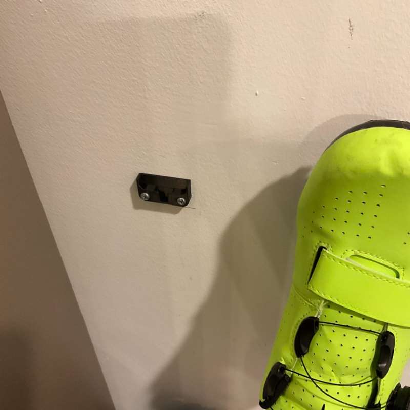 ที่แขวนรองเท้าจักรยานแบบติดผนั - Cycling Gear Organizer Wall บทวิจารณ์และราคา