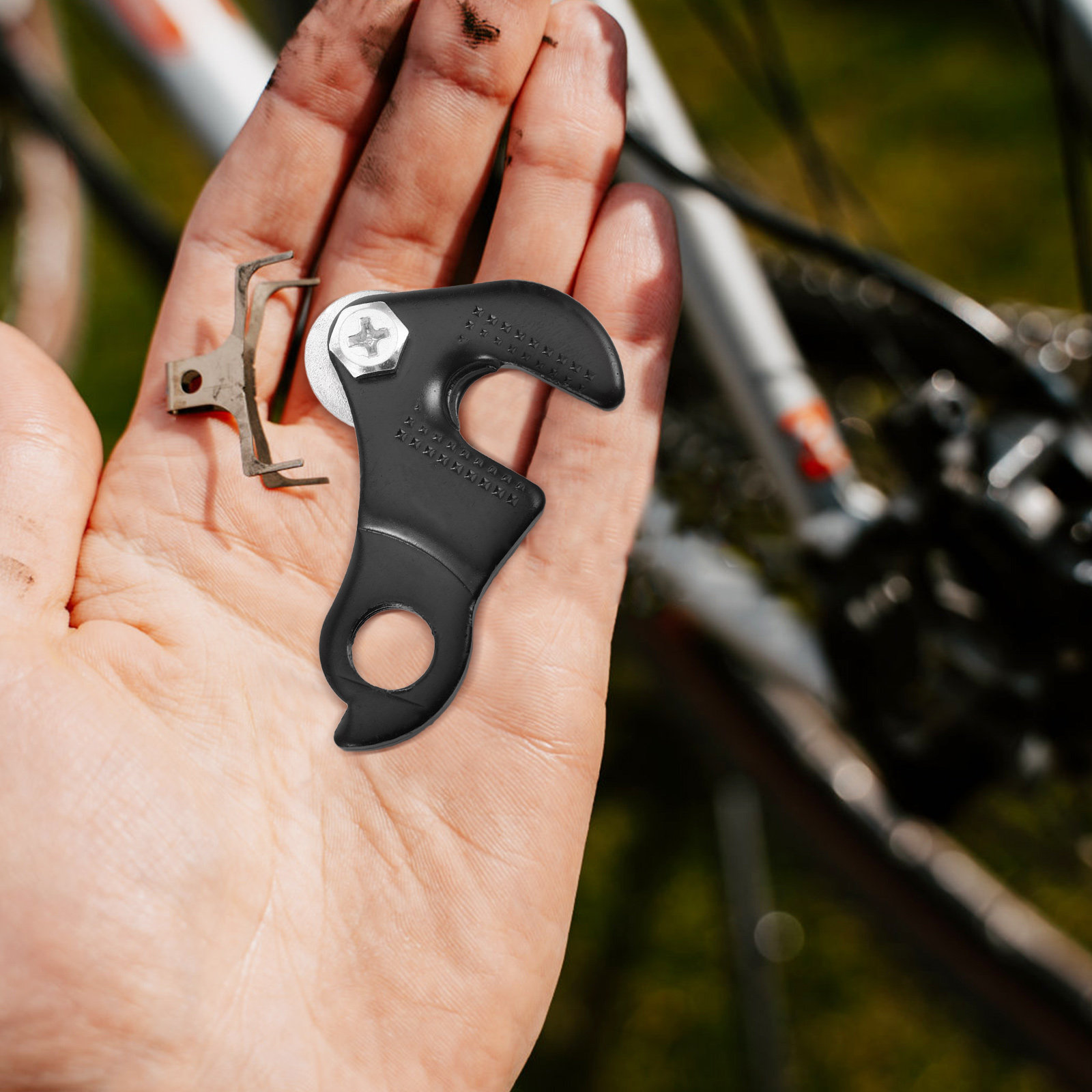ตะขอแขวนตีนผีจักรยาน โครงเหล็ก - Road Cycling Essential Gear บทวิจารณ์และราคา